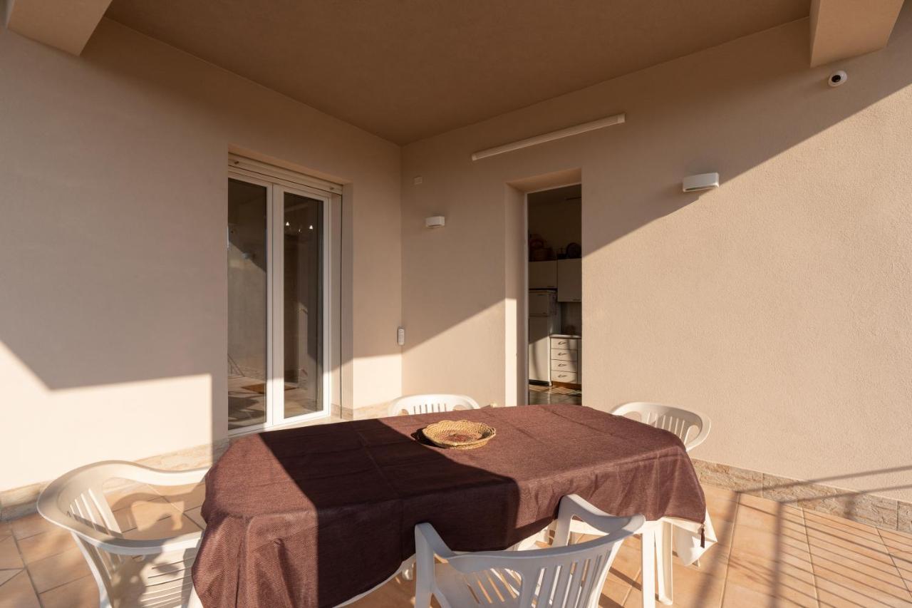 Casa Vacanze Calatijuncu Partinico Exterior foto